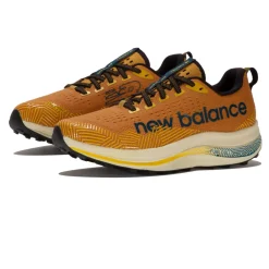 Hombre New Balance FuelCell SuperComp zapatillas trail - AW24