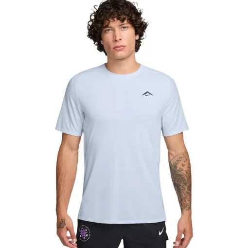 Hombre Nike trail Solar Chase Dri-FIT ADV T-Shirt - SU25