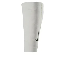 Mujer Nike Zoned Knit Calf Sleeves - FA25
