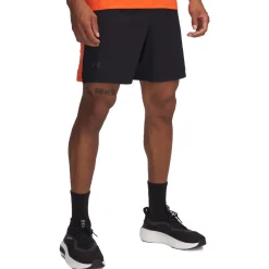 Hombre Under Armour Launch Elite pantalones cortos de running 18 cm