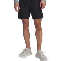 Hombre Under Armour Launch Pro 7 pulgada pantalones cortos