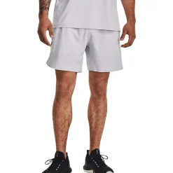 Hombre Under Armour Peak Woven pantalones cortos de punto
